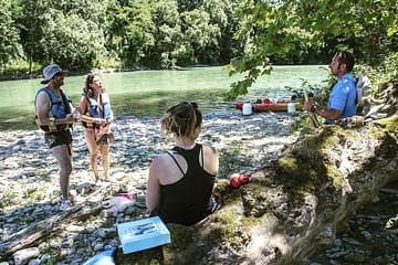 Pause pique nique au bord du Gave d'Oloron